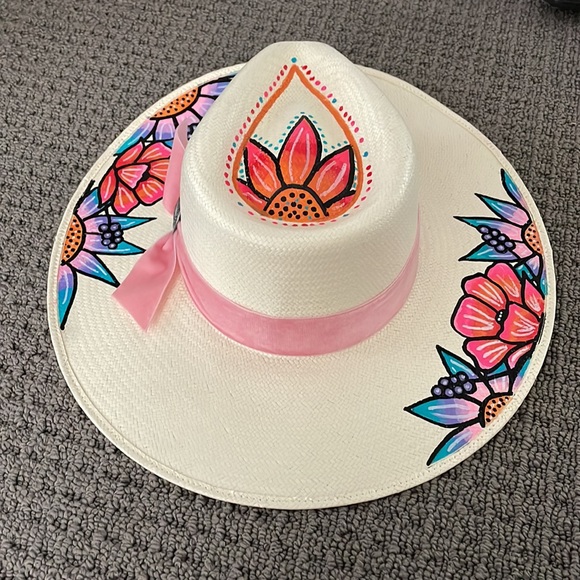 Custom painted cowboy hat - Picture 3 of 5